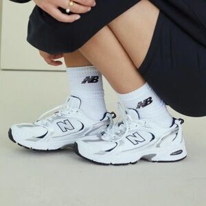 New Balance 530 – White with Natural Indigo